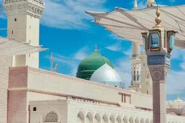 4 Star 14 Nights September Umrah Package